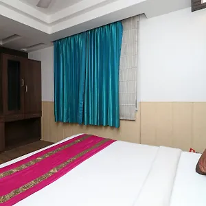 Oyo Just Near Leisure Valley Park Gurgaon